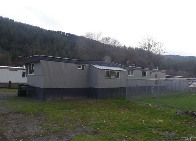 Property at 145 107th St, Orofino, ID 83544, 3 beds, 1.5 baths