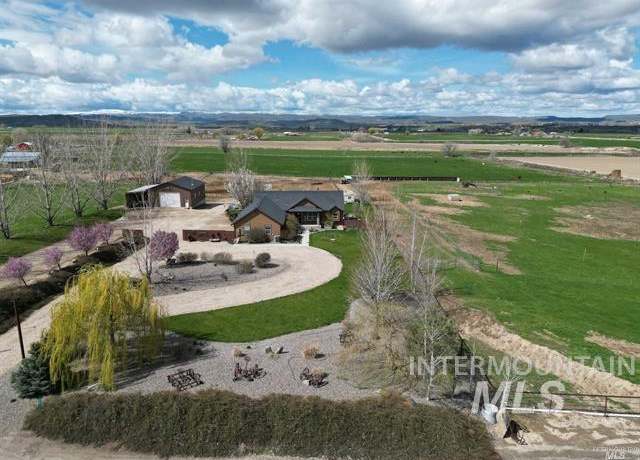 Property at 4243 Homestead, Homedale, ID 83628, 5 beds, 3.5 baths