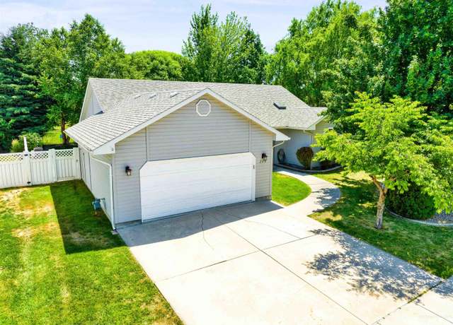 Property at 248 N Palmetto Dr, Eagle, ID 83616, 3 beds, 2 baths