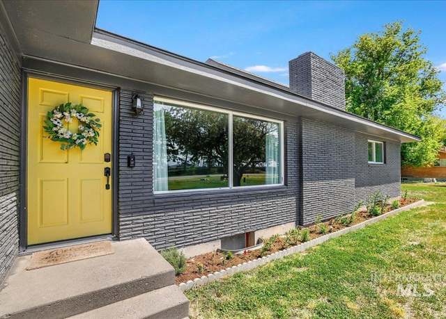 Property at 590 W 300 S, Heyburn, ID 83336, 7 beds, 3.5 baths