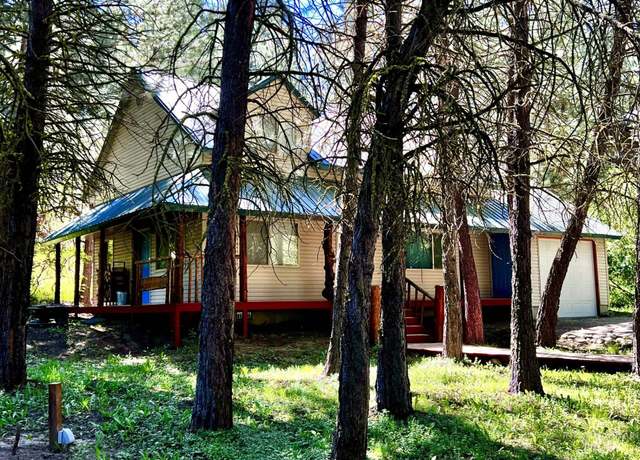 Property at 351 Estate Dr, Cascade, ID 83611, 3 beds, 2 baths