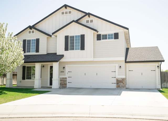 Property at 1265 NE Dusty Ct, Mountain Home, ID 83647, 5 beds, 2 baths