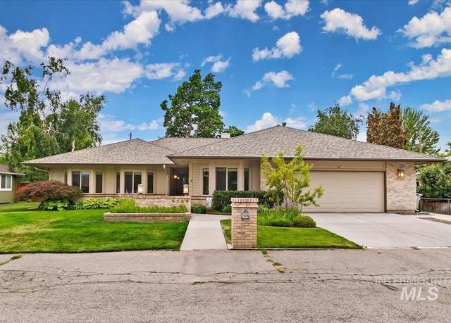 Property at 5135 N Sorrento Dr, Boise, ID 83704, 4 beds, 3 baths