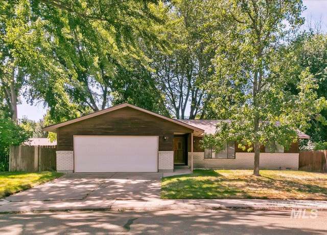 Property at 4017 S Minuteman Way, Boise, ID 83706, 3 beds, 2 baths