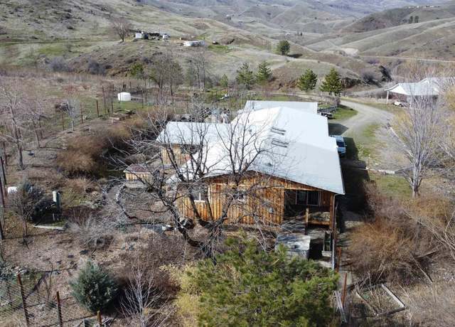 Property at 118 River Mountain Rd, White Bird, ID 83554, 4 beds, 3 baths