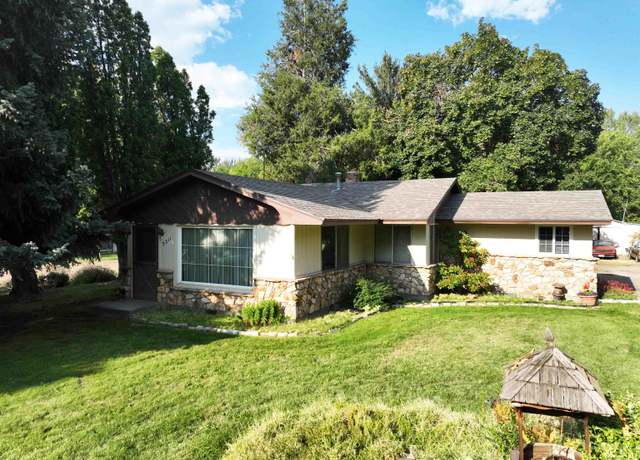 Property at 3311 N 39 St, Boise, ID 83703, 2 beds, 1 bath