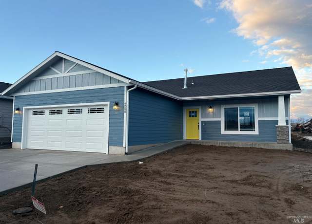 Property at 2583 Appleside Blvd, Clarkston, WA 99403, 3 beds, 2 baths