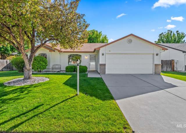 Property at 585 N Tidwell, Meridian, ID 83642, 3 beds, 2 baths