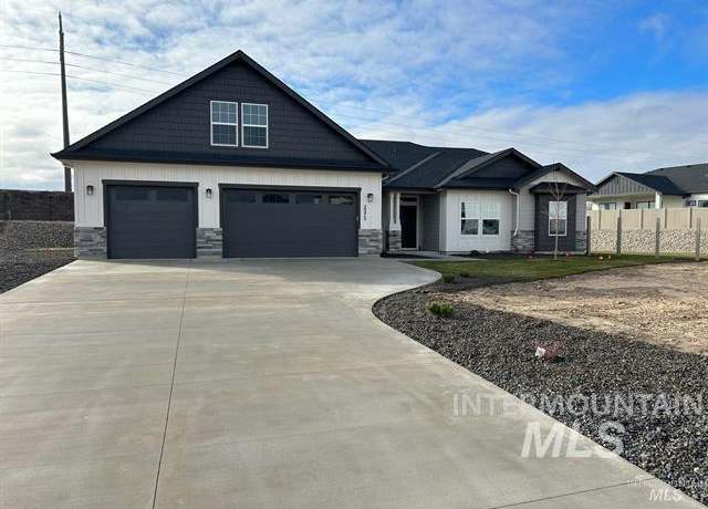 Property at 2407 S Hurd Ave, Nampa, ID 83686, 4 beds, 3 baths
