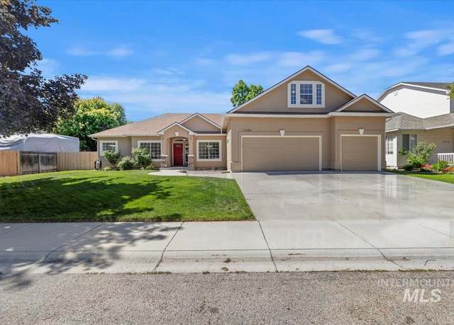 Property at 1899 E Mackay Dr, Meridian, ID 83642, 3 beds, 2 baths