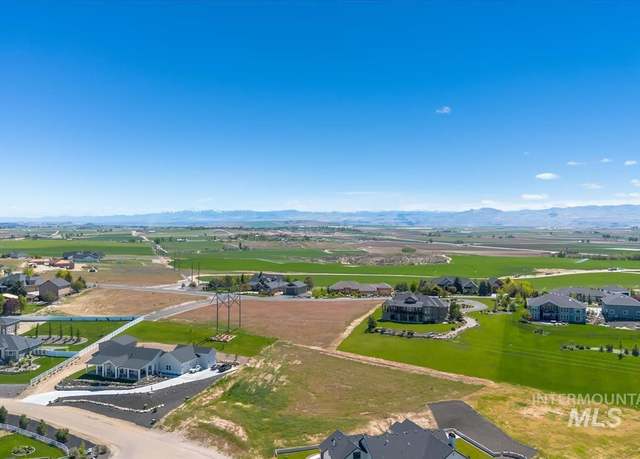Property at 8107 Stella Ct, Nampa, ID 83686