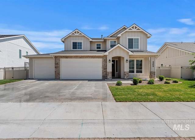 Property at 4564 N Girasolo Ave, Meridian, ID 83646, 4 beds, 2.5 baths