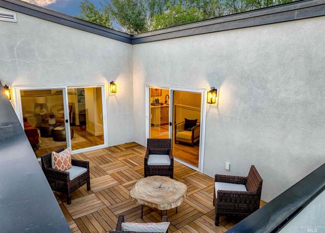 Property at 2007 S Makar Ln, Boise, ID 83706, 3 beds, 3.5 baths