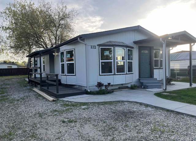 Property at 112 Joliet St, Caldwell, ID 83605, 2 beds, 2 baths