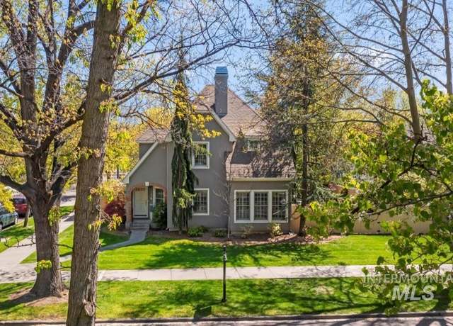 Property at 1620 N Harrison Blvd, Boise, ID 83702, 5 beds, 3.5 baths