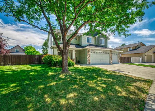 Property at 3778 N Elsinore Way, Meridian, ID 83646, 4 beds, 2.5 baths