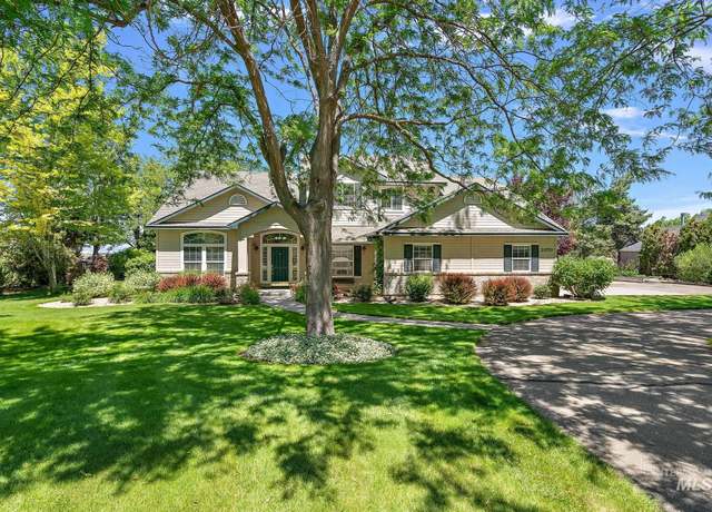 Property at 2070 W Waltman St, Meridian, ID 83642, 6 beds, 3 baths