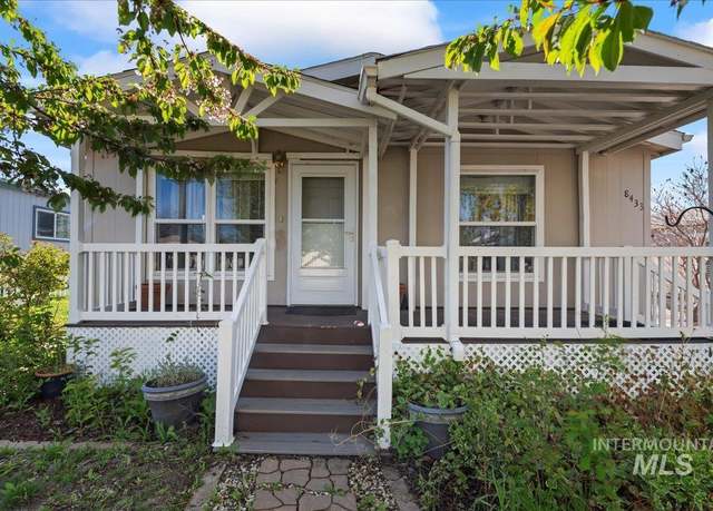 Property at 8433 Blue Heaven Ln, Boise, ID 83716, 3 beds, 2 baths