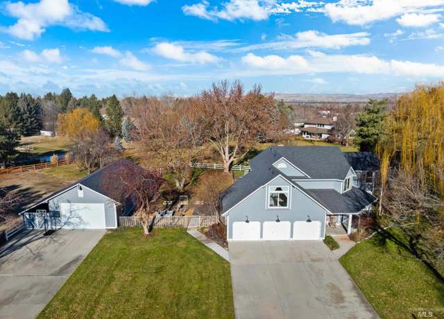 Property at 212 W Ashbourne, Eagle, ID 83616, 4 beds, 3 baths
