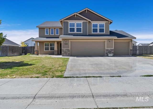 Property at 705 SW Huebert, Mountain Home, ID 83647, 5 beds, 2 baths