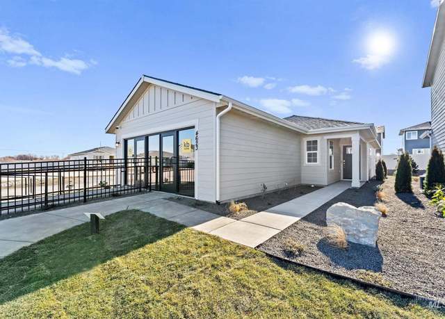 Property at 4602 E Mesa Vista St, Nampa, ID 83686, 4 beds, 2 baths