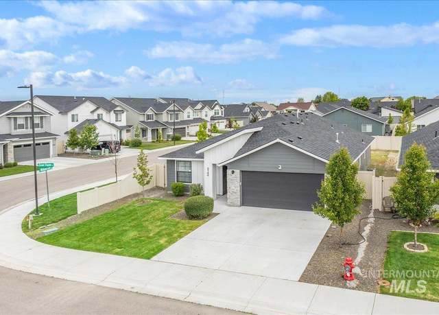 Property at 5144 W W Grand Rapids Dr, Meridian, ID 83646, 3 beds, 2 baths