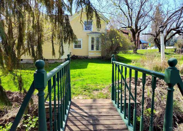 Property at 103 E Spring, Uniontown, WA 99179, 3 beds, 3 baths