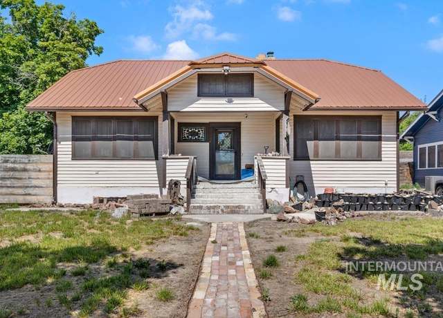 Property at 937 SW 1st St, Ontario, OR 97914, 4 beds, 3 baths