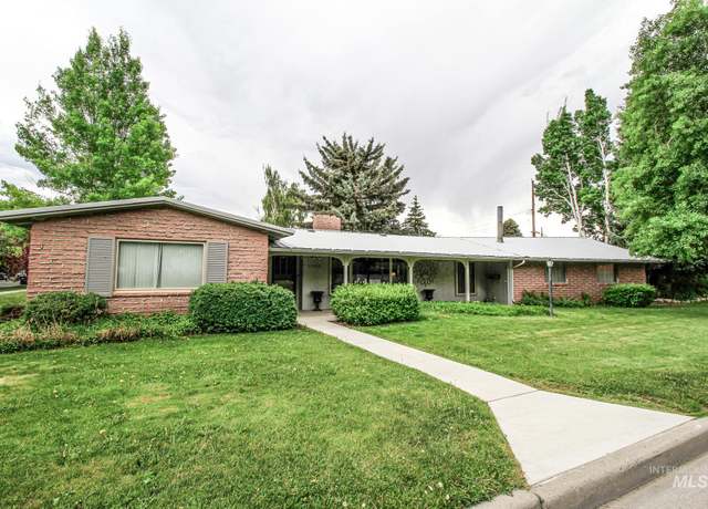 Property at 1900 Yale Ave, Burley, ID 83318, 3 beds, 1 bath