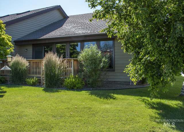 Property at 2722 Pascoe Ln, Nampa, ID 83686, 3 beds, 3 baths