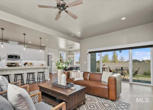 Property at 72 S Sorrel, Nampa, ID 83687, 4 beds, 2.5 baths