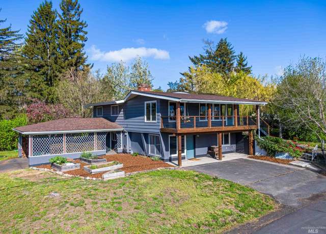 Property at 1205 Orchard Ave, Moscow, ID 83843, 3 beds, 2 baths