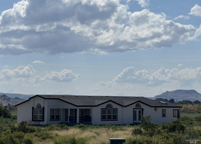 Property at West Parcel Highway 18, Parma ID 83660 West Parcel Highway 18, Parma, ID 83660, 3 beds, 2.5 baths