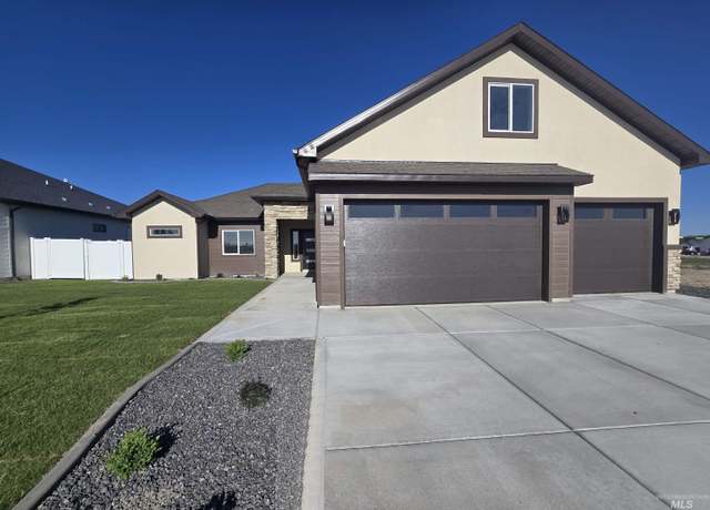Property at 563 Full Moon Way, Twin Falls, ID 83301, 5 beds, 3 baths
