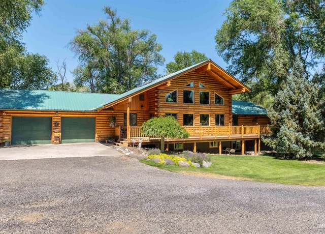 Property at 1314 River Rd, Buhl, ID 83316, 4 beds, 3 baths