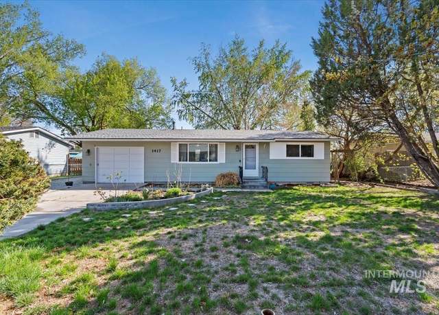 Property at 1417 E Park St, Emmett, ID 83617, 2 beds, 1 bath