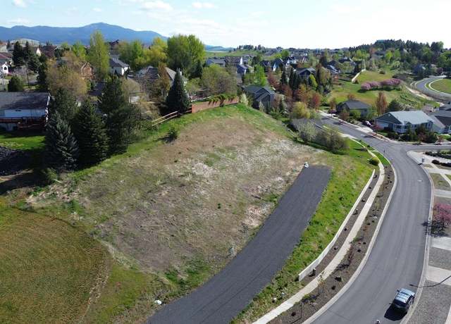 Property at 1786 6th St, Moscow, ID 83843