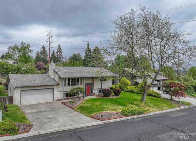 Property at 838 Indian Hills Dr, Moscow, ID 83843, 4 beds, 2 baths