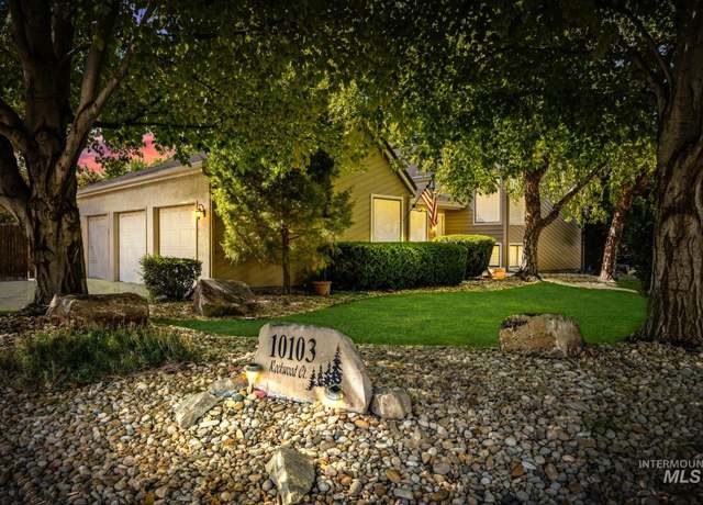 Property at 10103 W Rockwood Ct, Boise, ID 83704-2132, 4 beds, 3 baths