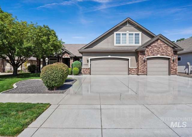 Property at 2880 E Calabria Dr, Meridian, ID 83642, 4 beds, 3.5 baths