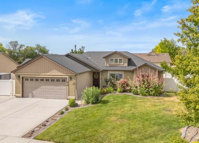 Property at 814 Kelli Ln, Filer, ID 83328, 4 beds, 2 baths