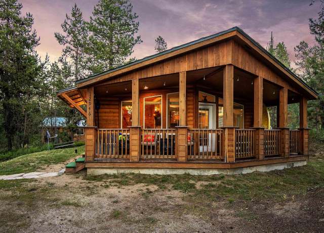 Property at 12946 Patty Dr, Donnelly, ID 83615, 3 beds, 2 baths