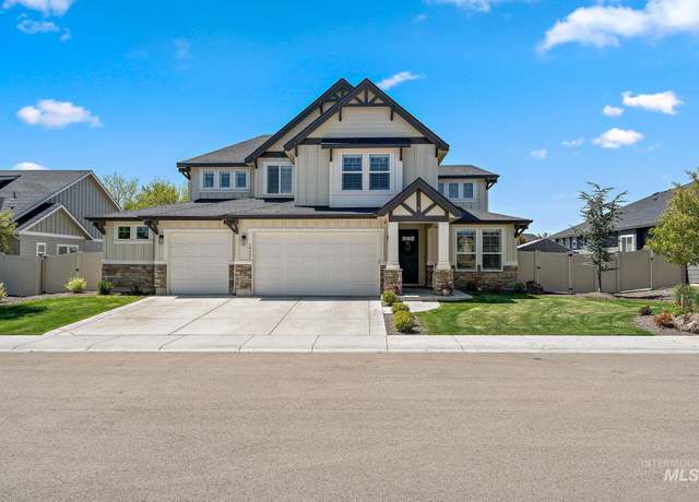 Property at 2245 N Burnam Ave, Star, ID 83669, 5 beds, 3.5 baths