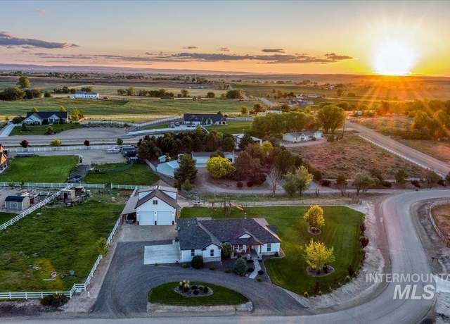 Property at 27985 Gray Sage Rd, Caldwell, ID 83607, 4 beds, 3 baths