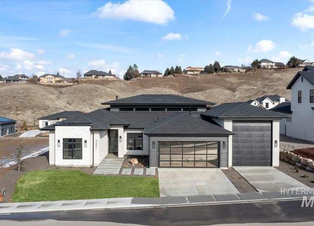 Property at 4502 N Accipiter Way, Boise, ID 83703, 4 beds, 3 baths