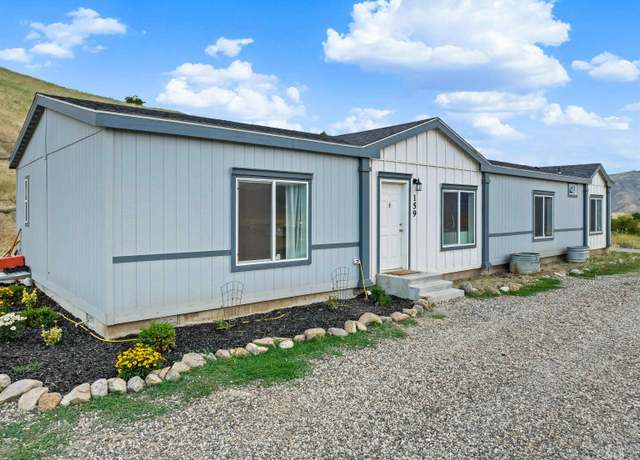 Property at 159 Porter Creek Rd, Horseshoe Bend, ID 83629, 3 beds, 2 baths
