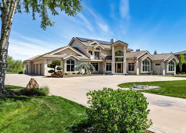 Property at 7014 N Spurwing Way, Meridian, ID 83646, 4 beds, 5 baths