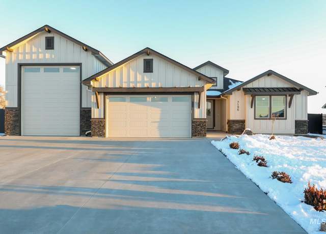 Property at 7195 E Merlin Hawk Ct, Nampa, ID 83686, 3 beds, 2 baths