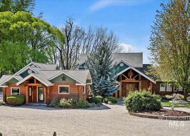 Property at 906 N Pollard Ln, Star, ID 83669, 4 beds, 5 baths