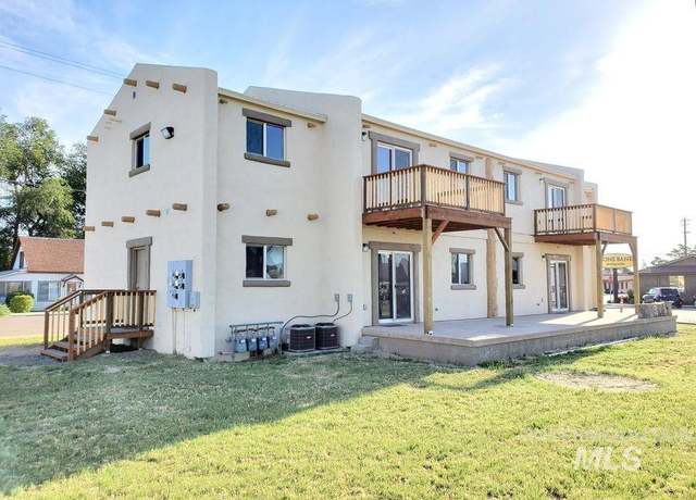 Property at 119 4th St, Wilder, ID 83676, 8 beds, 5 baths